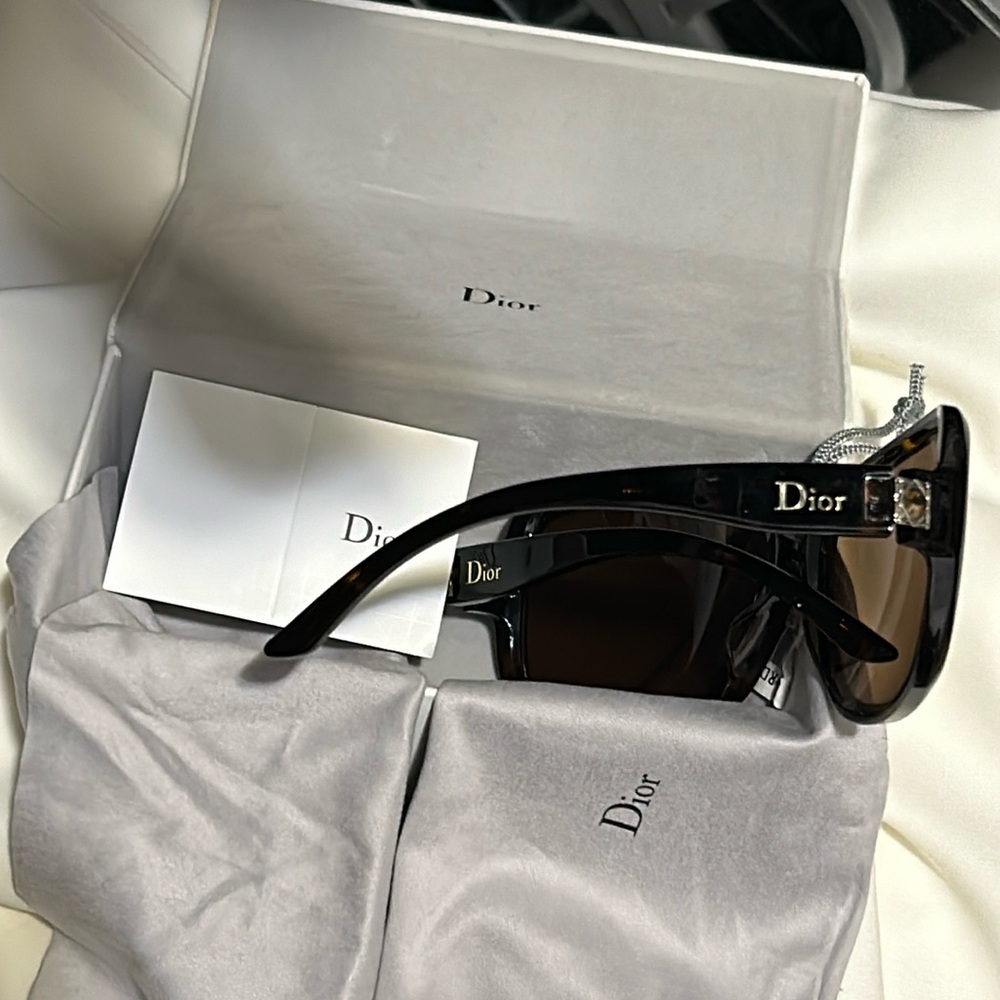 Very good condition Christian Dior sunglasses authentic summer wear